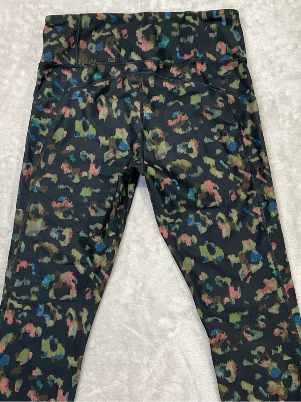 Athleta Rainier Leopard High Rise Tight Womens L - 29” Inseam - Picture 6 of 10